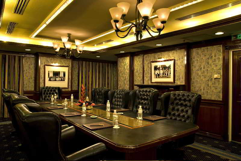 The Apartments At Merdeka Palace Hotel 쿠칭 외부 사진